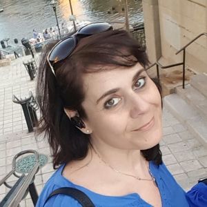 Meet your Posher, Mirna